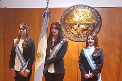 Acto de Inicio de Clases y Cambio de Abanderados