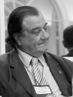 Despedida a Dr. Víctor René Nicoletti