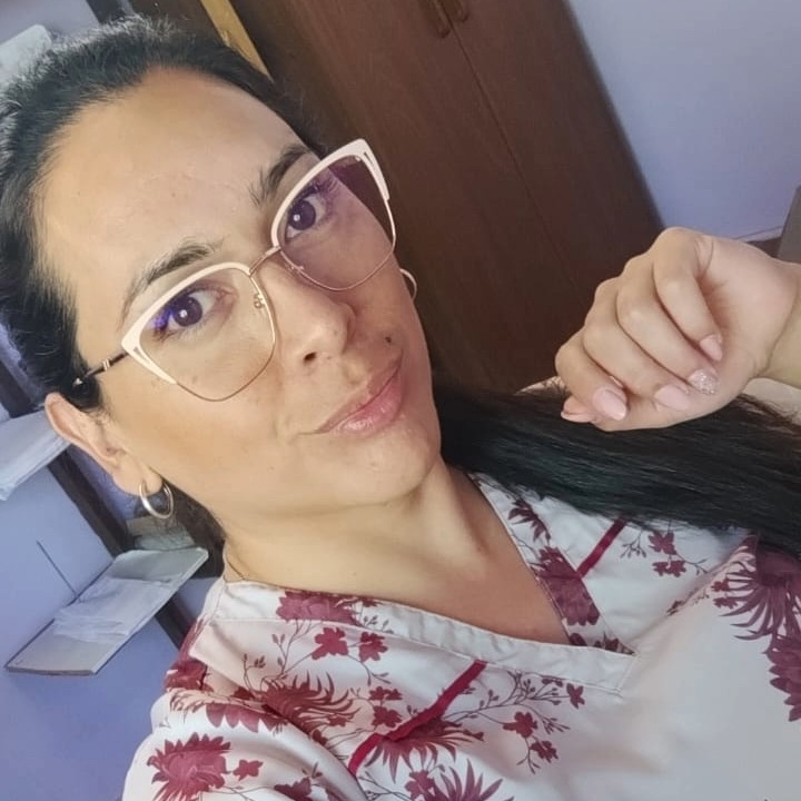 Lic. Chacón Dávila, Agostina.