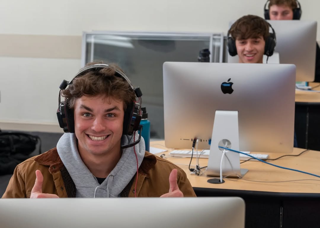Programa Tándem: conectá con estudiantes de Dickinson y Sheffield para mejorar tu inglés